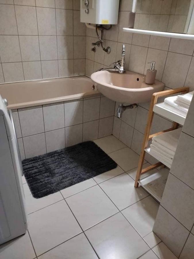 Hódmezővásárhely Kertvaros24 Apartman المظهر الخارجي الصورة